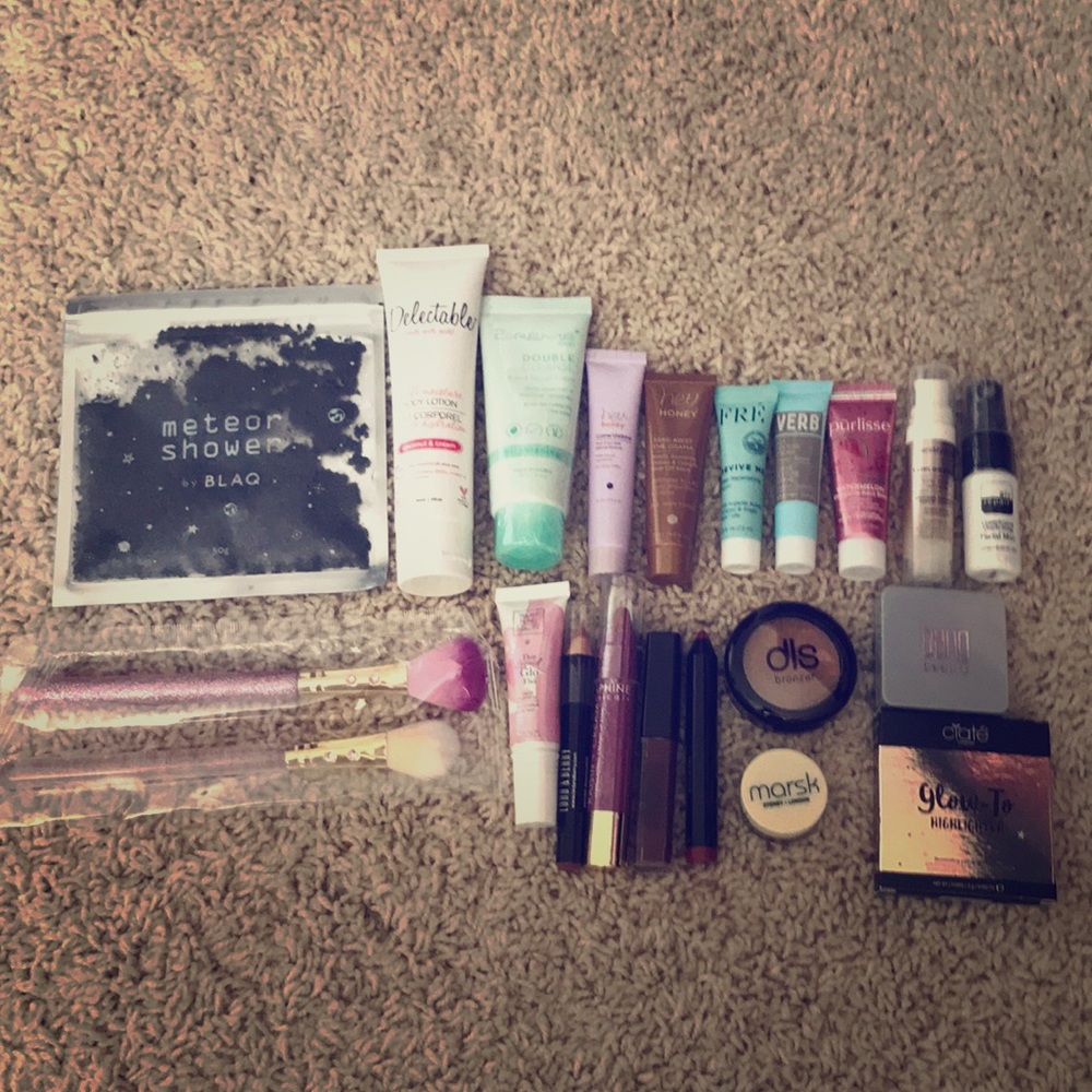 Makeup bundle ALL BRAND NEW